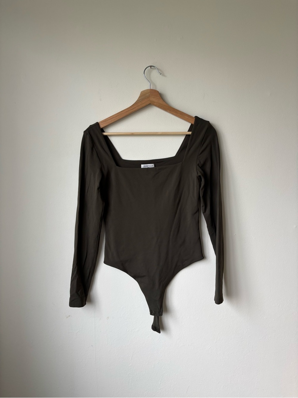 NWOT Aritzia Contour Square Neck Long Sleeve Bodysuit - Olive